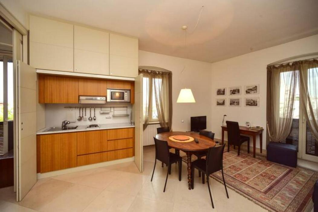Scesa San Michele Apartment Bari Luaran gambar
