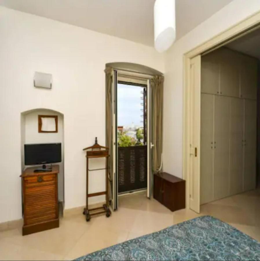 Scesa San Michele Apartment Bari Luaran gambar