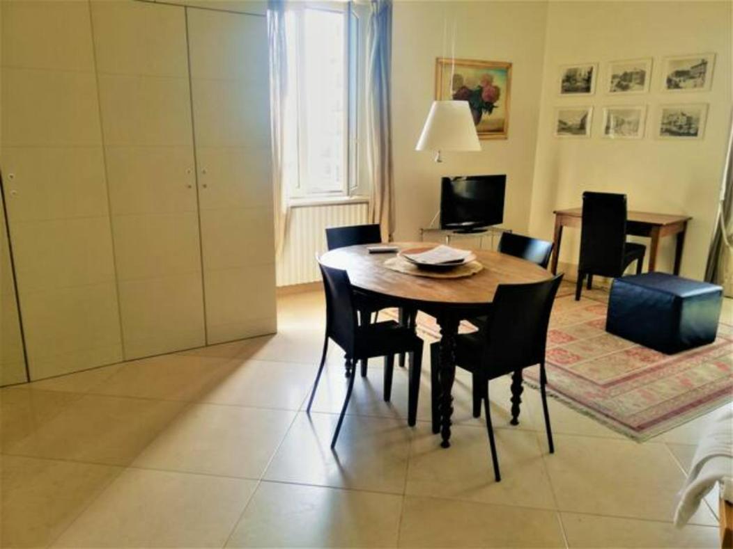 Scesa San Michele Apartment Bari Luaran gambar