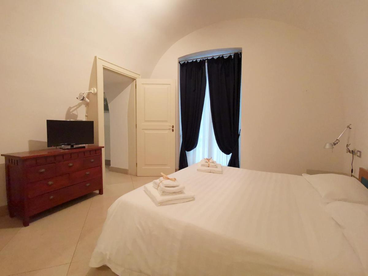 Scesa San Michele Apartment Bari Luaran gambar