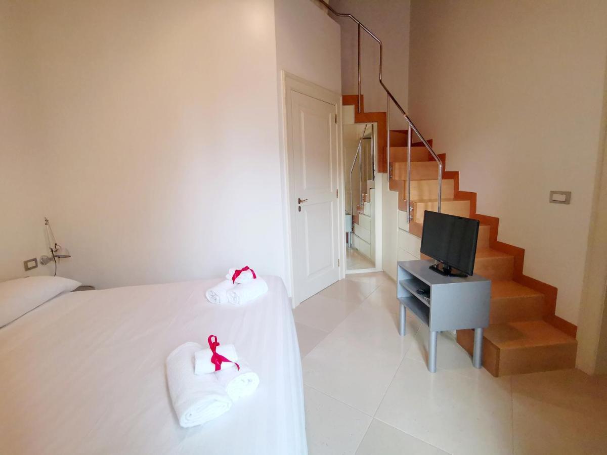 Scesa San Michele Apartment Bari Luaran gambar