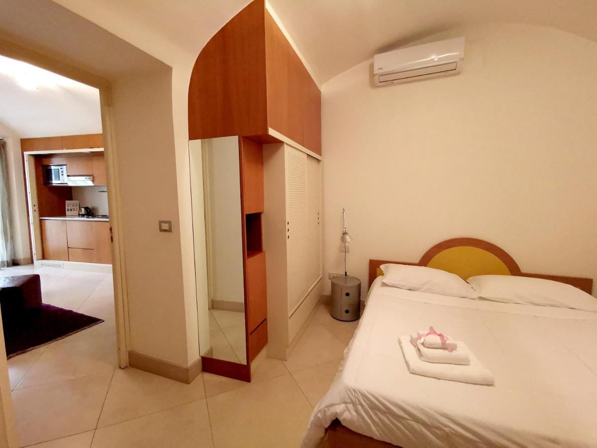 Scesa San Michele Apartment Bari Luaran gambar